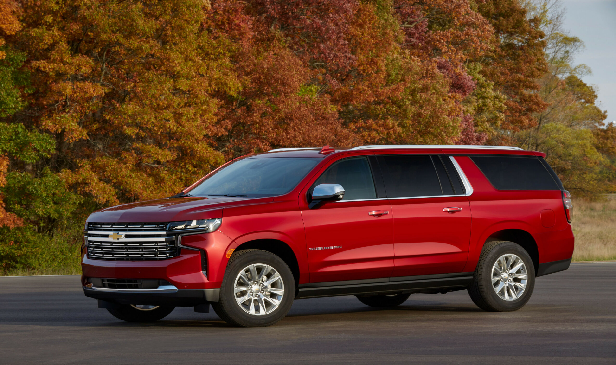 Chevrolet Suburban Review, Pricing, and Specs