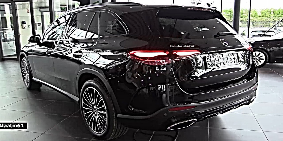 NEW Mercedes GLC AMG - FULL REVIEW Interior Exterior Infotainment
